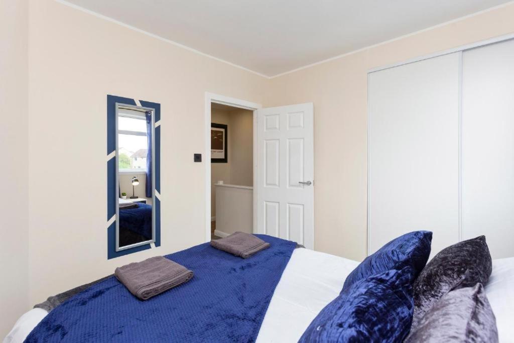 شقة Stylish 3 Bed Edinburgh Abode-Parking And Garden المظهر الخارجي الصورة